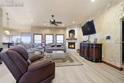 5623 Venezia Way, Pueblo, CO 81005 - Photo 9