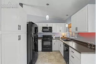 8085 Freemantle Drive, Colorado Springs, CO 80920 - Photo 11