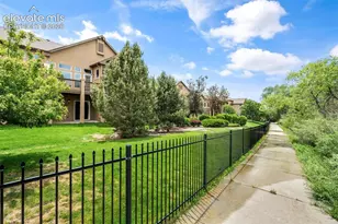 1992 London Carriage Grove, Colorado Springs, CO 80920 - Photo 9