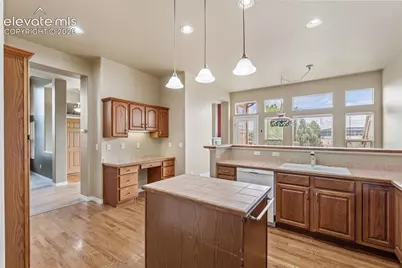 1992 London Carriage Grove, Colorado Springs, CO 80920 - Photo 5
