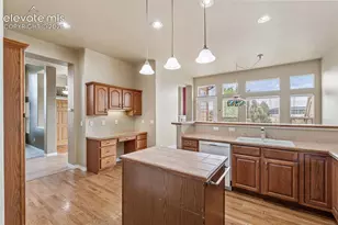 1992 London Carriage Grove, Colorado Springs, CO 80920 - Photo 5