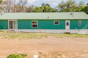 1413 3rd Rd, Pueblo, CO 81007 - Photo 7