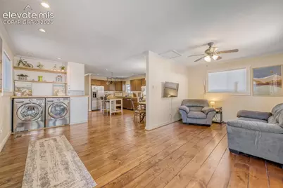 2212 W Bijou Street, Colorado Springs, CO 80904 - Photo 3