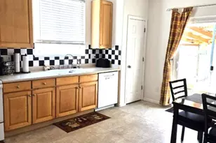 7258 Bonnie Brae Ln, Colorado Springs, CO 80922 - Photo 7
