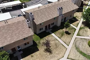 3135 Starlight Cir, Colorado Springs, CO 80916 - Photo 3
