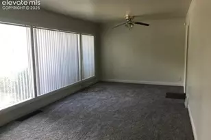 831 E Las Animas St, Colorado Springs, CO 80903 - Photo 3