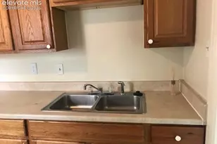 831 E Las Animas St, Colorado Springs, CO 80903 - Photo 5