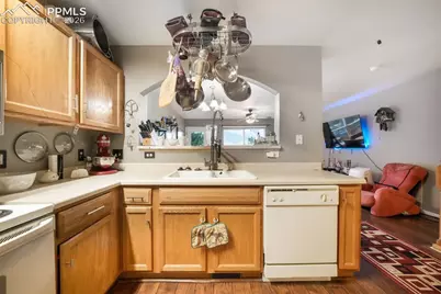 3131 Hearthridge Circle, Colorado Springs, CO 80918 - Photo 5
