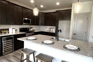 9033 Peaceful Valley Rd, Colorado Springs, CO 80925 - Photo 9