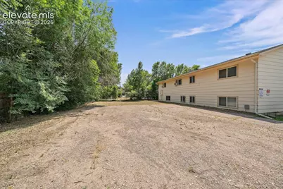 325 Bonnie Court, Colorado Springs, CO 80916 - Photo 9
