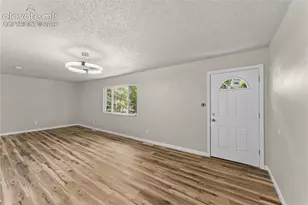 1214 Burnham St, Colorado Springs, CO 80906 - Photo 3