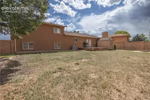 1309 Kingsroyal Blvd, Pueblo, CO 81005 - Photo 21