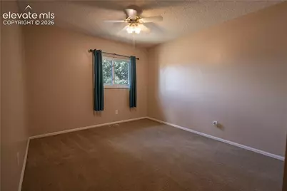 1309 Kingsroyal Boulevard, Pueblo, CO 81005 - Photo 15