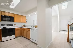 6806 Los Reyes Cir, Colorado Springs, CO 80918 - Photo 9
