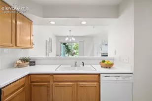 6806 Los Reyes Cir, Colorado Springs, CO 80918 - Photo 11