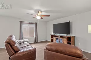 10929 Clarion Dr, Colorado Springs, CO 80925 - Photo 7
