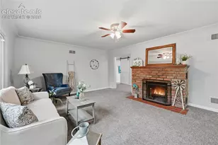 1432 Howard Ave, Colorado Springs, CO 80909 - Photo 7