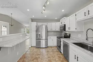 496 W Rockrimmon Blvd, Colorado Springs, CO 80919 - Photo 13