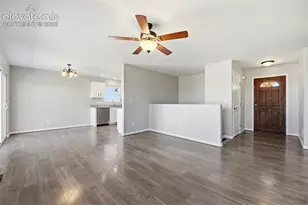 1169 E Canary Dr, Pueblo, CO 81007 - Photo 9