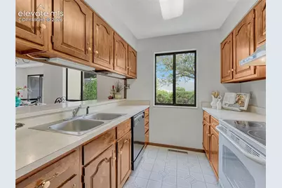 1146 Fontmore Road #A, Colorado Springs, CO 80904 - Photo 5