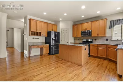 5630 Loyola Drive, Colorado Springs, CO 80918 - Photo 9
