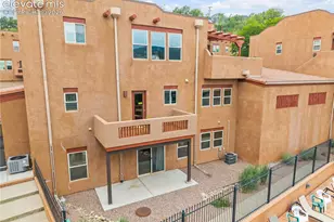 18 Taos Pl, Manitou Springs, CO 80829 - Photo 37