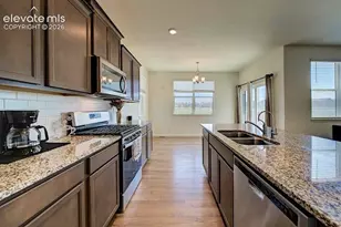 10369 Castor Dr, Colorado Springs, CO 80925 - Photo 5