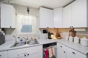 315 W Monument St, Colorado Springs, CO 80905 - Photo 7