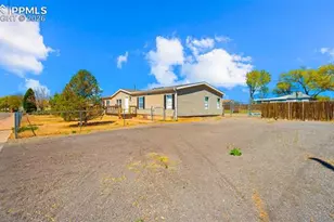 2519 E 10th St, Pueblo, CO 81001 - Photo 31