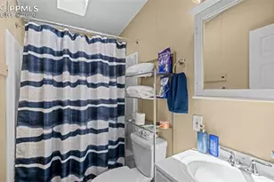 2519 E 10th St, Pueblo, CO 81001 - Photo 11