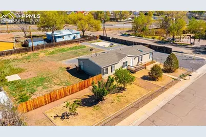2519 E 10th Street, Pueblo, CO 81001 - Photo 33