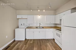 401 Windsor Ln, Fountain, CO 80817 - Photo 7