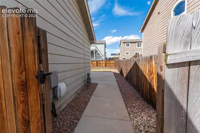 9516 Bryce Canyon Drive, Colorado Springs, CO 80925 - Photo 5