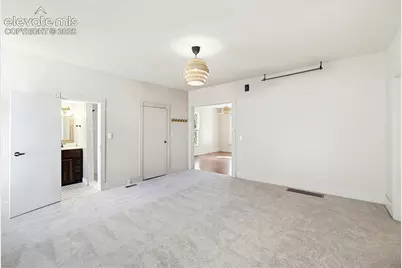 621 E Cache La Poudre Street, Colorado Springs, CO 80903 - Photo 11