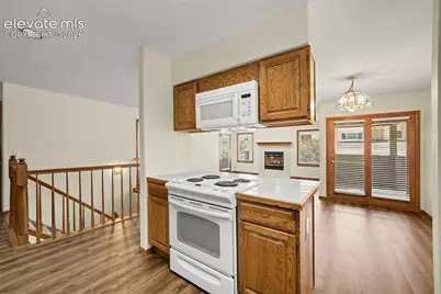 80 Luxury Lane, Colorado Springs, CO 80921 - Photo 11