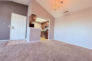 840 Tenderfoot Hill Rd, Colorado Springs, CO 80906 - Photo 9