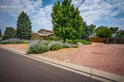 6725 Prince Drive, Colorado Springs, CO 80918 - Photo 3