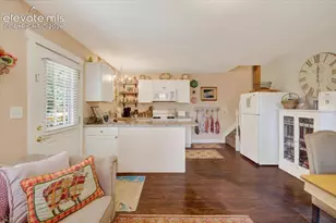 102 Holly St, Colorado Springs, CO 80904 - Photo 21
