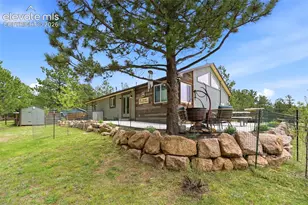 201 Turnabout Ln, Florissant, CO 80816 - Photo 35