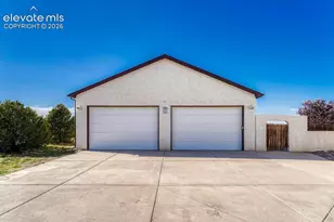 831 E Paseo Dorado Dr, Pueblo West, CO 81007 - Photo 33