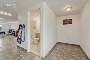 831 E Paseo Dorado Dr, Pueblo West, CO 81007 - Photo 39