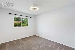 3240 Blue Mountain Way, Colorado Springs, CO 80906 - Photo 15