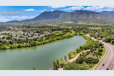 3240 Blue Mountain Way, Colorado Springs, CO 80906 - Photo 27
