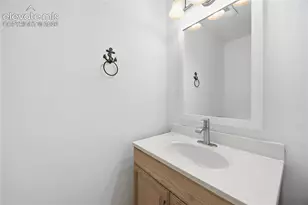 912 Amsterdam Dr, Colorado Springs, CO 80907 - Photo 9
