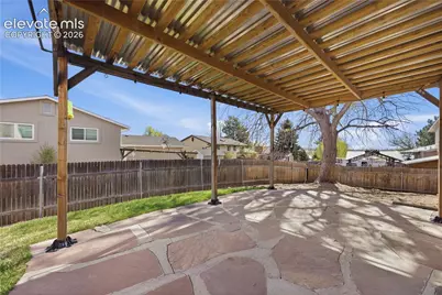 912 Amsterdam Drive, Colorado Springs, CO 80907 - Photo 5