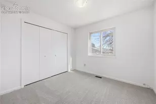 912 Amsterdam Dr, Colorado Springs, CO 80907 - Photo 15