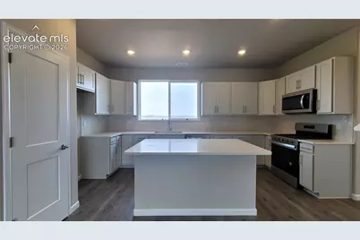 711 Belleza View, Colorado Springs, CO 80907 - Photo 13