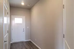 711 Belleza Vw, Colorado Springs, CO 80907 - Photo 3