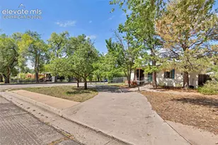 1102 Iowa Ave, Colorado Springs, CO 80909 - Photo 3