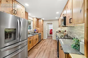1145 Garlock Ln, Colorado Springs, CO 80918 - Photo 9